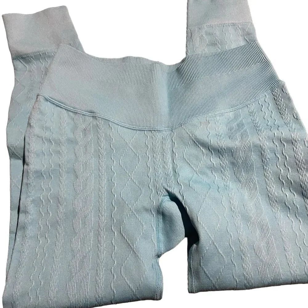 Joy Lab size medium leggings great style excellent condition see pics